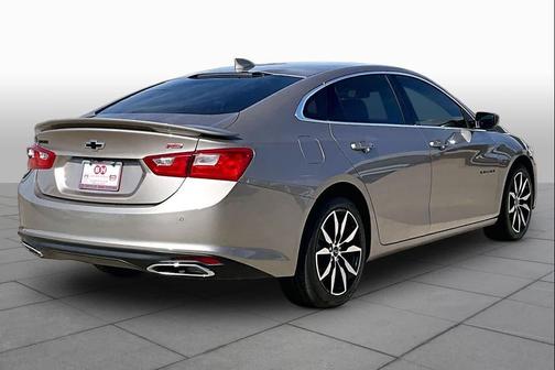 Mineral Gray Metallic 2024 Chevrolet Malibu FWD RS