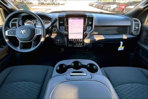 Diamond Black Crystal Pearlcoat 2026 RAM 2500 Tradesman