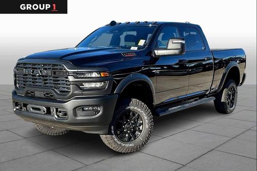 Diamond Black Crystal Pearlcoat 2026 RAM 2500 Tradesman