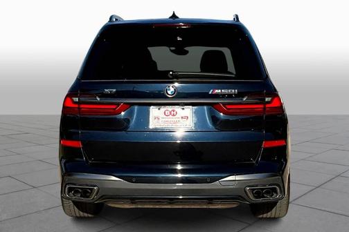 2022 BMW X7 M50i