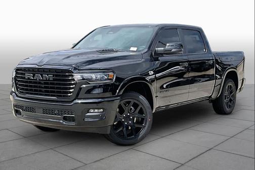 Diamond Black Crystal Pearlcoat 2026 RAM 1500 Laramie