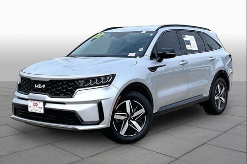 Sparkling Silver 2022 Kia Sorento S