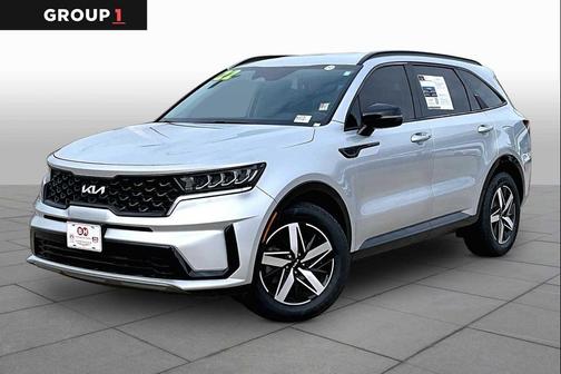 Sparkling Silver 2022 Kia Sorento S