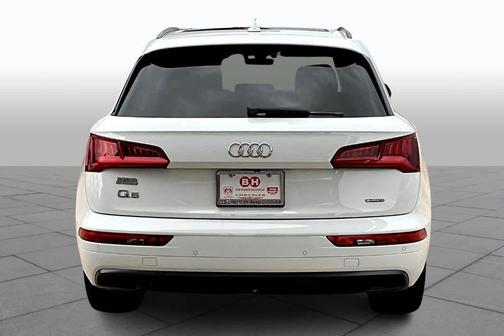 2020 Audi Q5 40 Premium Plus