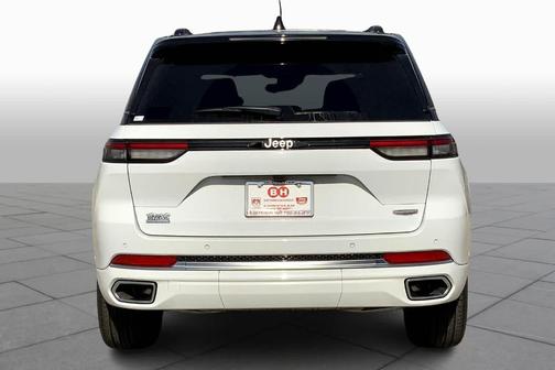2025 Jeep Grand Cherokee Summit