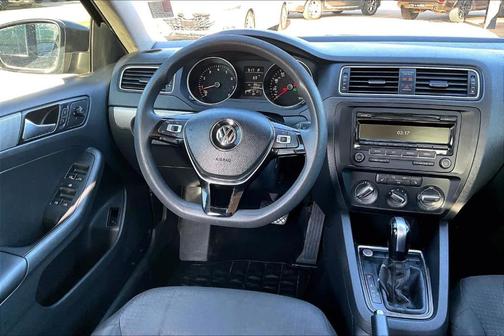 2015 Volkswagen Jetta 1.8T SE