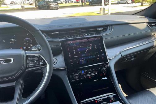 2023 Jeep Grand Cherokee Overland