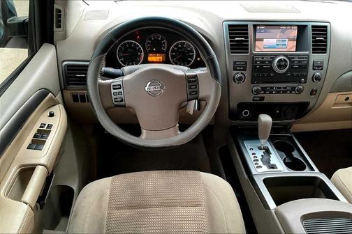 2012 Nissan Armada SV