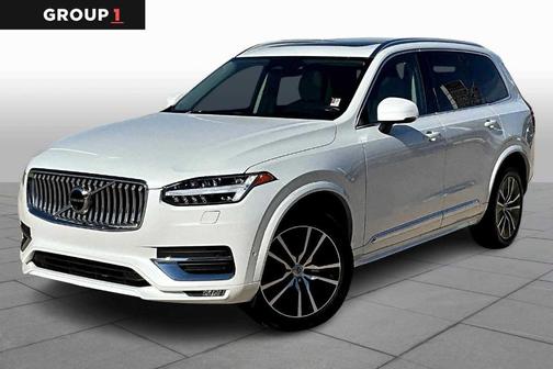 2023 Volvo XC90 B5 Plus