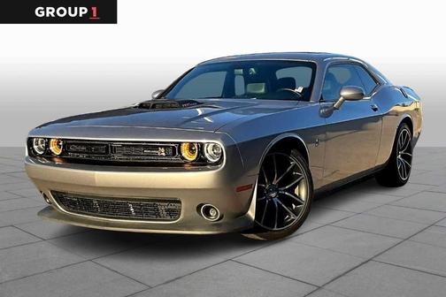 2016 Dodge Challenger 392 Hemi Scat Pack Shaker