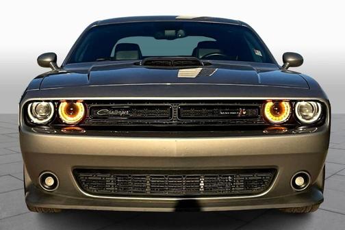 2016 Dodge Challenger 392 Hemi Scat Pack Shaker