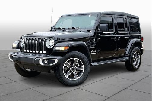 Black Clearcoat 2023 Jeep Wrangler 4-Door Sahara 4x4