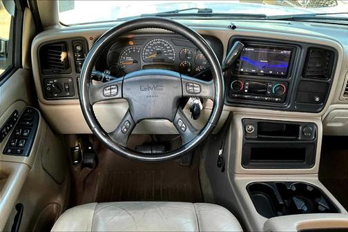 2005 GMC Yukon XL SLT