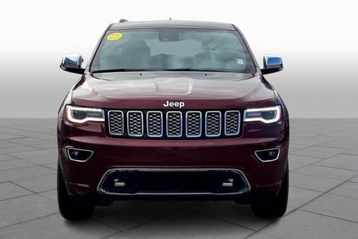 Photo 3 of 32 of 2019 Jeep Grand Cherokee Overland