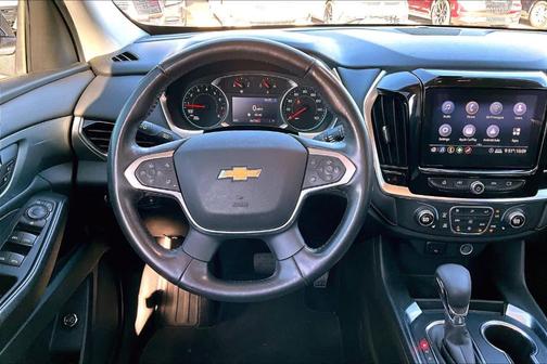 2021 Chevrolet Traverse LT Cloth