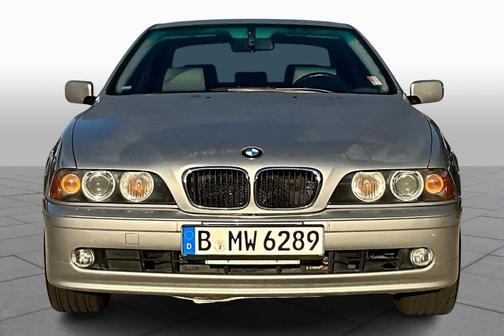 2002 BMW 525 i
