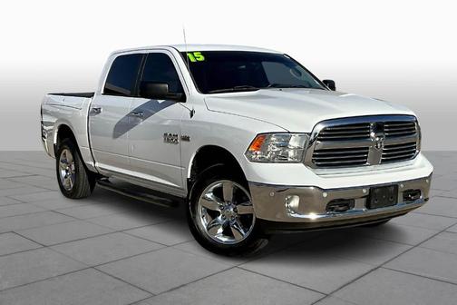 2015 RAM 1500 SLT