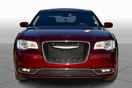 2019 Chrysler 300 Touring L