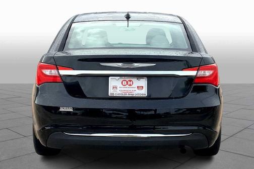2014 Chrysler 200 LX