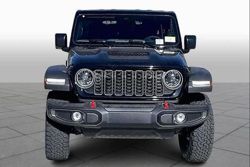 Black Clearcoat 2026 Jeep Wrangler Rubicon