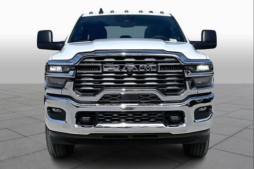 Bright White Clearcoat 2026 RAM 2500 Tradesman Crew Cab 4x4 8' Box
