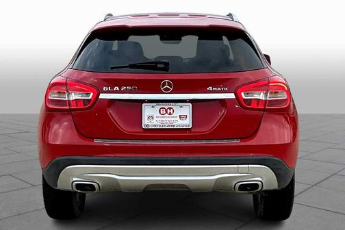 2017 Mercedes-Benz GLA 250 Base 4MATIC