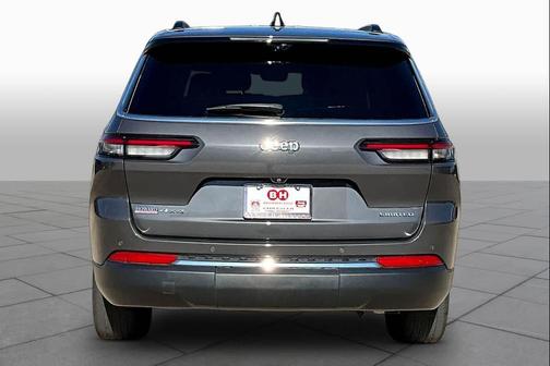 Baltic Gray Metallic Clearcoat 2023 Jeep Grand Cherokee L Limited
