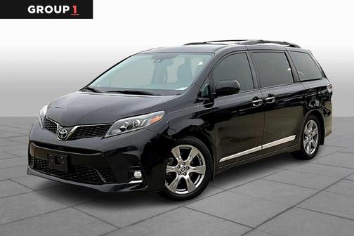 2019 Toyota Sienna SE