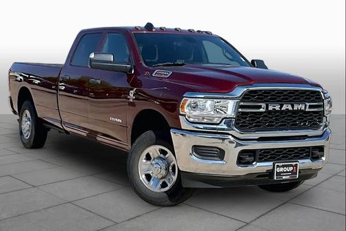 Delmonico Red Pearlcoat 2022 RAM 2500 Tradesman Crew Cab 4x4 8' Box