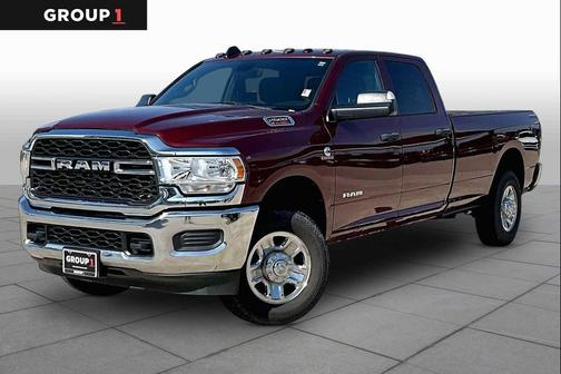 Delmonico Red Pearlcoat 2022 RAM 2500 Tradesman Crew Cab 4x4 8' Box