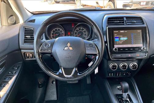 2023 Mitsubishi Outlander Sport LE