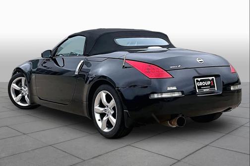 Magnetic Black Pearl 2008 Nissan 350Z Touring