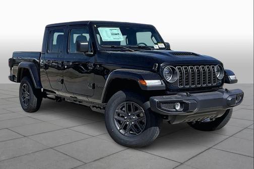 Black Clearcoat 2026 Jeep Gladiator Sport S