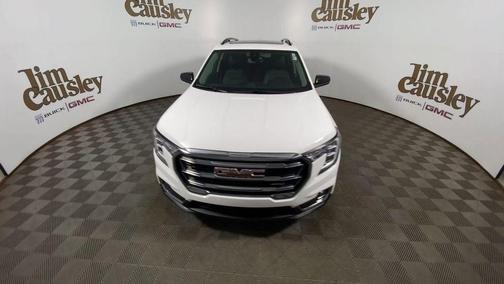Summit White 2024 GMC Terrain AWD AT4