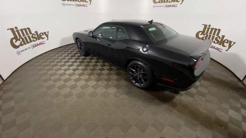 Pitch Black Clearcoat 2019 Dodge Challenger SXT