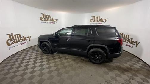 2023 GMC Acadia AWD AT4