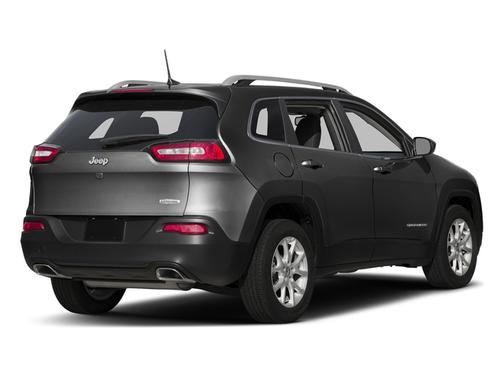 Brilliant Black Crystal Pearlcoat 2016 Jeep Cherokee Latitude