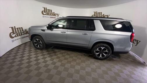 2025 GMC Yukon XL 4WD AT4