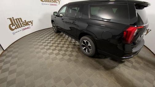 2026 GMC Yukon XL 4WD AT4