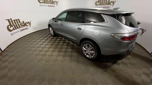 Moonstone Gray Metallic 2023 Buick Enclave Essence AWD