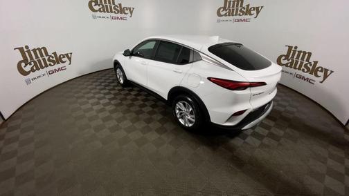 Summit White 2026 Buick Envista Preferred FWD