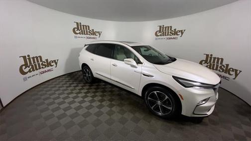 2022 Buick Enclave AWD Essence