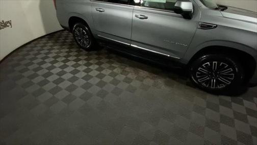 2025 GMC Yukon XL 4WD Elevation