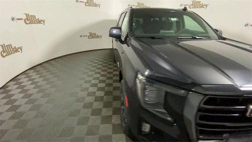 2023 GMC Yukon XL 4WD AT4