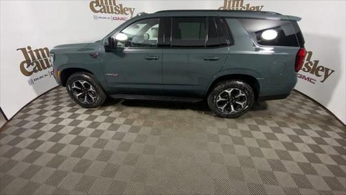 2025 GMC Yukon 4WD AT4