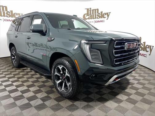2025 GMC Yukon 4WD AT4