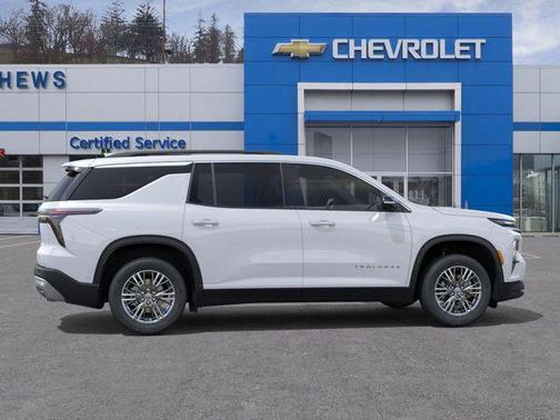 Summit White 2026 Chevrolet Traverse LT