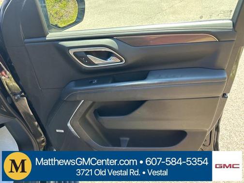 2022 GMC Yukon 4WD AT4
