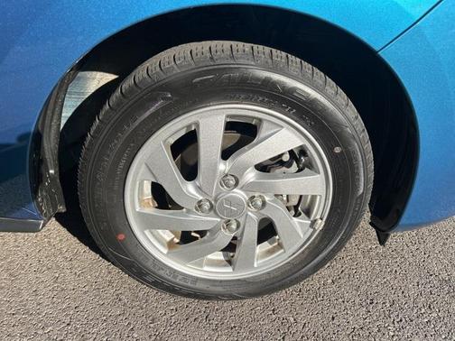 2022 Mitsubishi Mirage LE