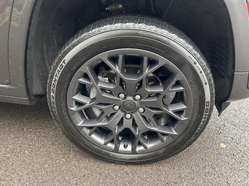 2023 Jeep Grand Cherokee L Summit Reserve